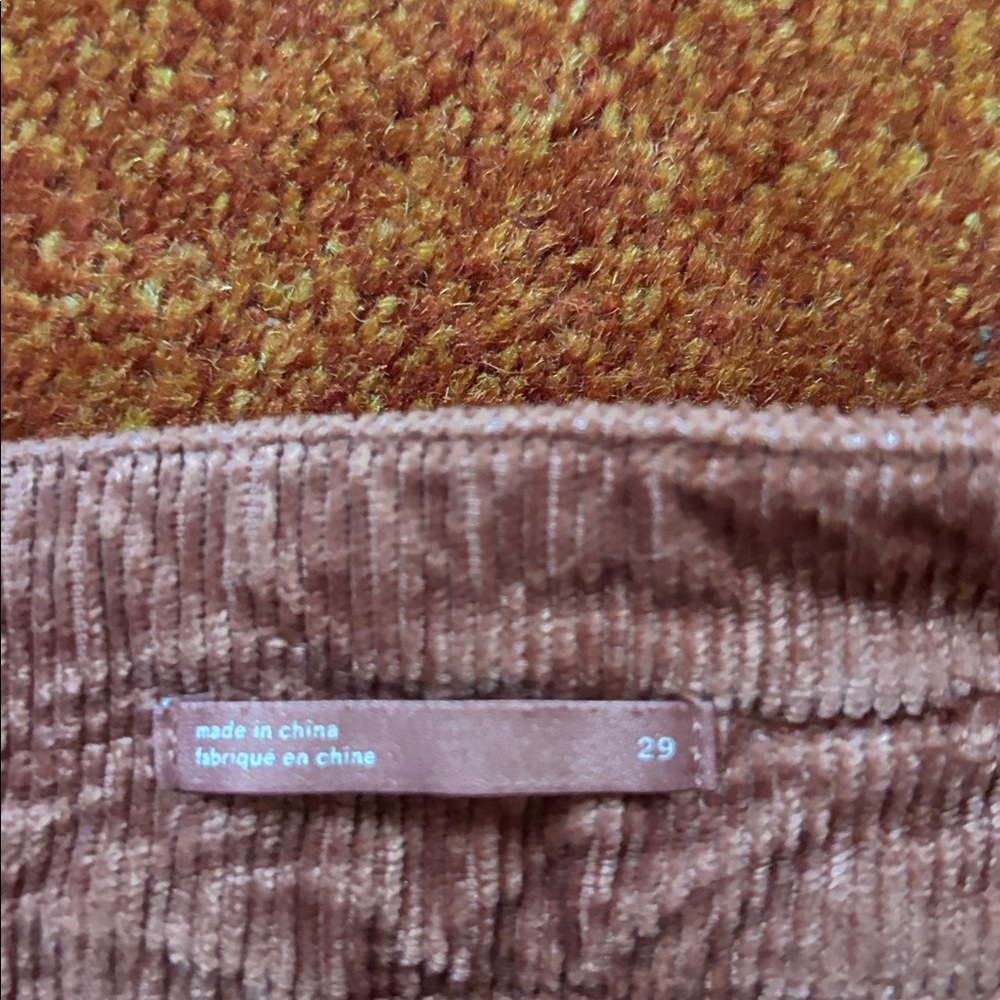 Super fun intentional worn look pants. The corduroy is perfect for fall. - Picture 5 of 11